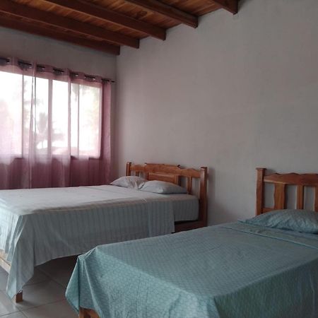Oceans Hostal ซานตากาตาลีนา ภายนอก รูปภาพ