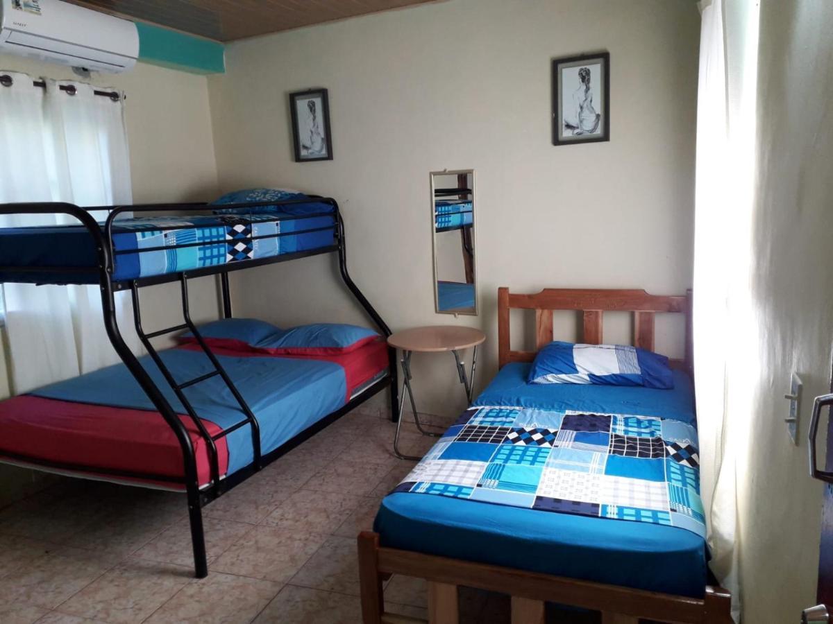 Oceans Hostal ซานตากาตาลีนา ภายนอก รูปภาพ