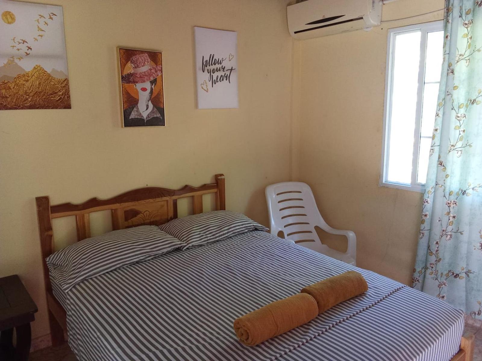 Oceans Hostal ซานตากาตาลีนา ภายนอก รูปภาพ